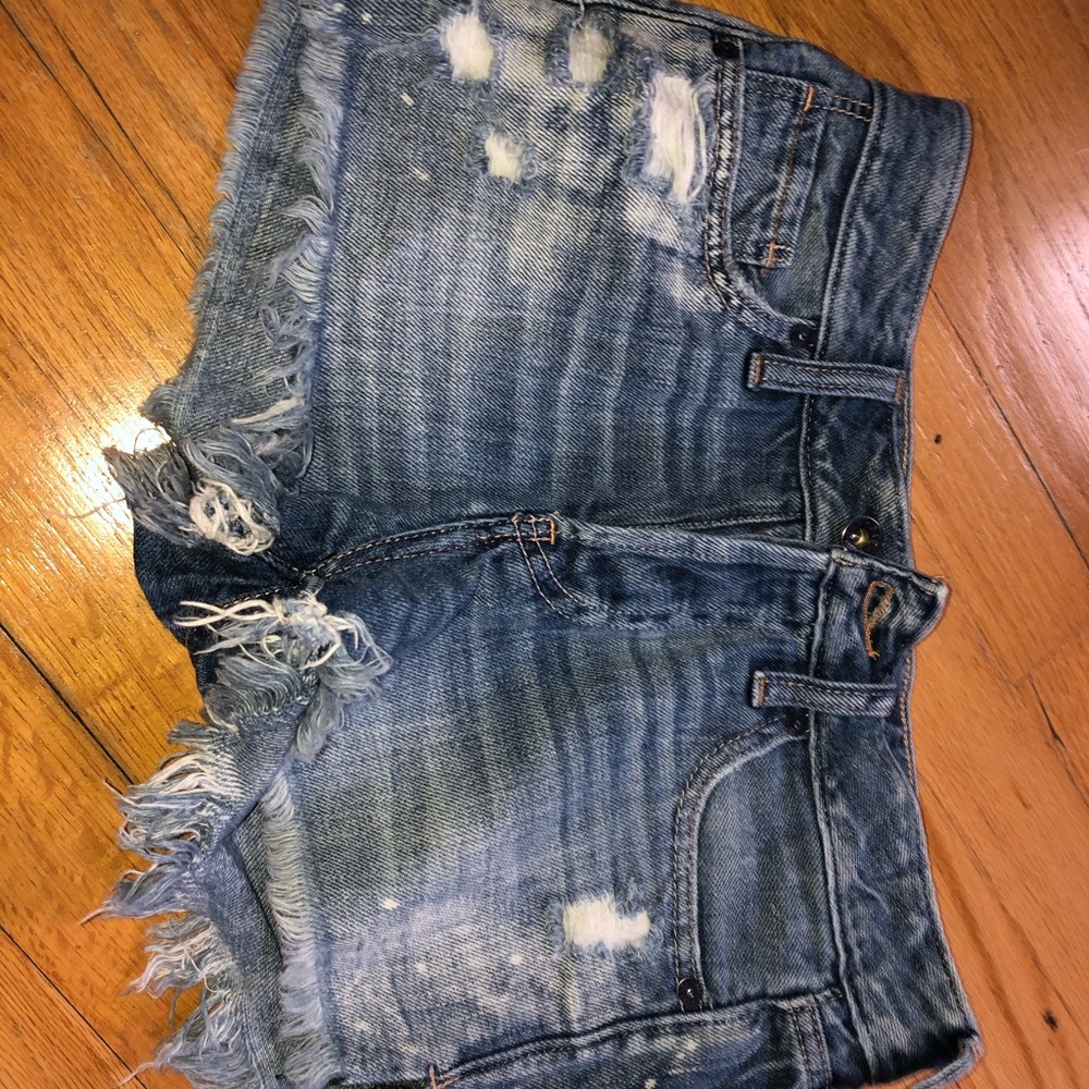 Adorable High waisted shorts